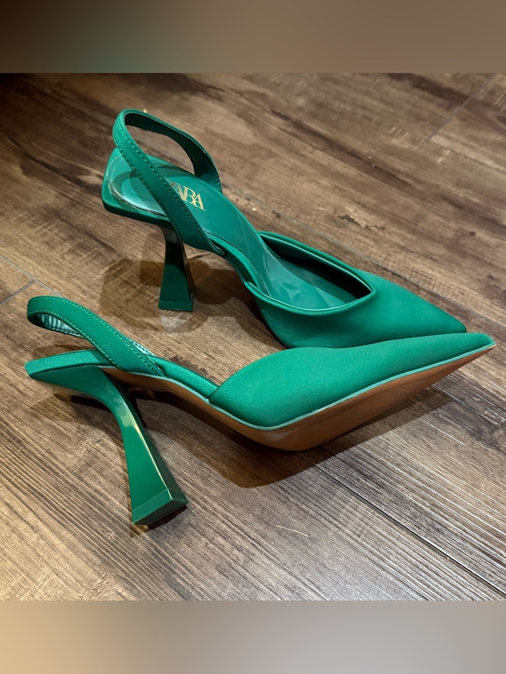 Zara Emerald Green Satin Slingback Pointed Toe Heels Size 38 EU / US 7.5 - Picture 5 of 7